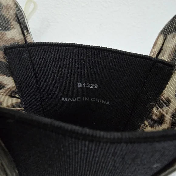 J. Crew Leopard Animal Print Chelsea Rain Boots Women's 6 - Picture 5 of 6